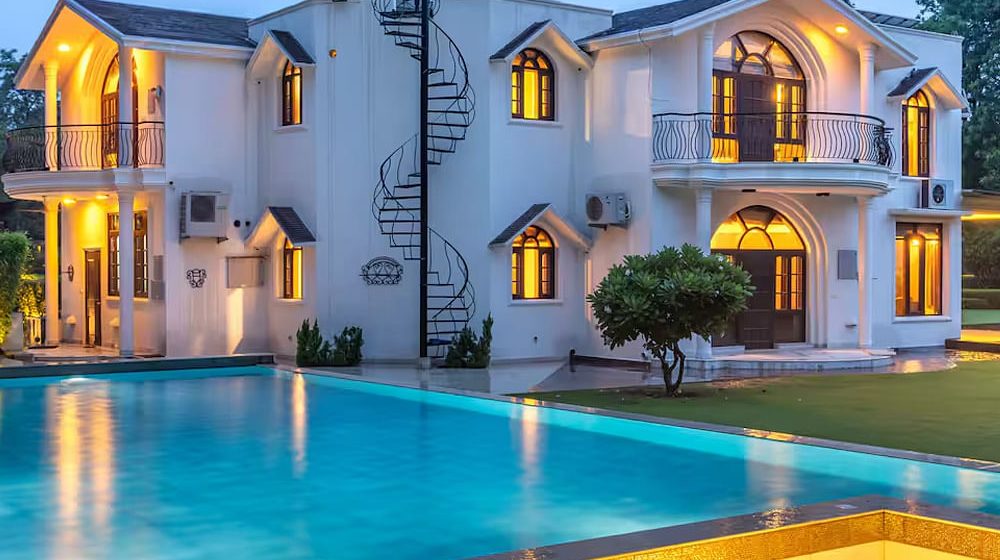 7 Luxury Airbnbs in Delhi NCR That Will Make You Feel Like Royalty