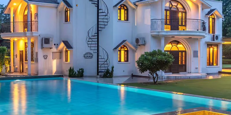 7 Luxury Airbnbs in Delhi NCR That Will Make You Feel Like Royalty