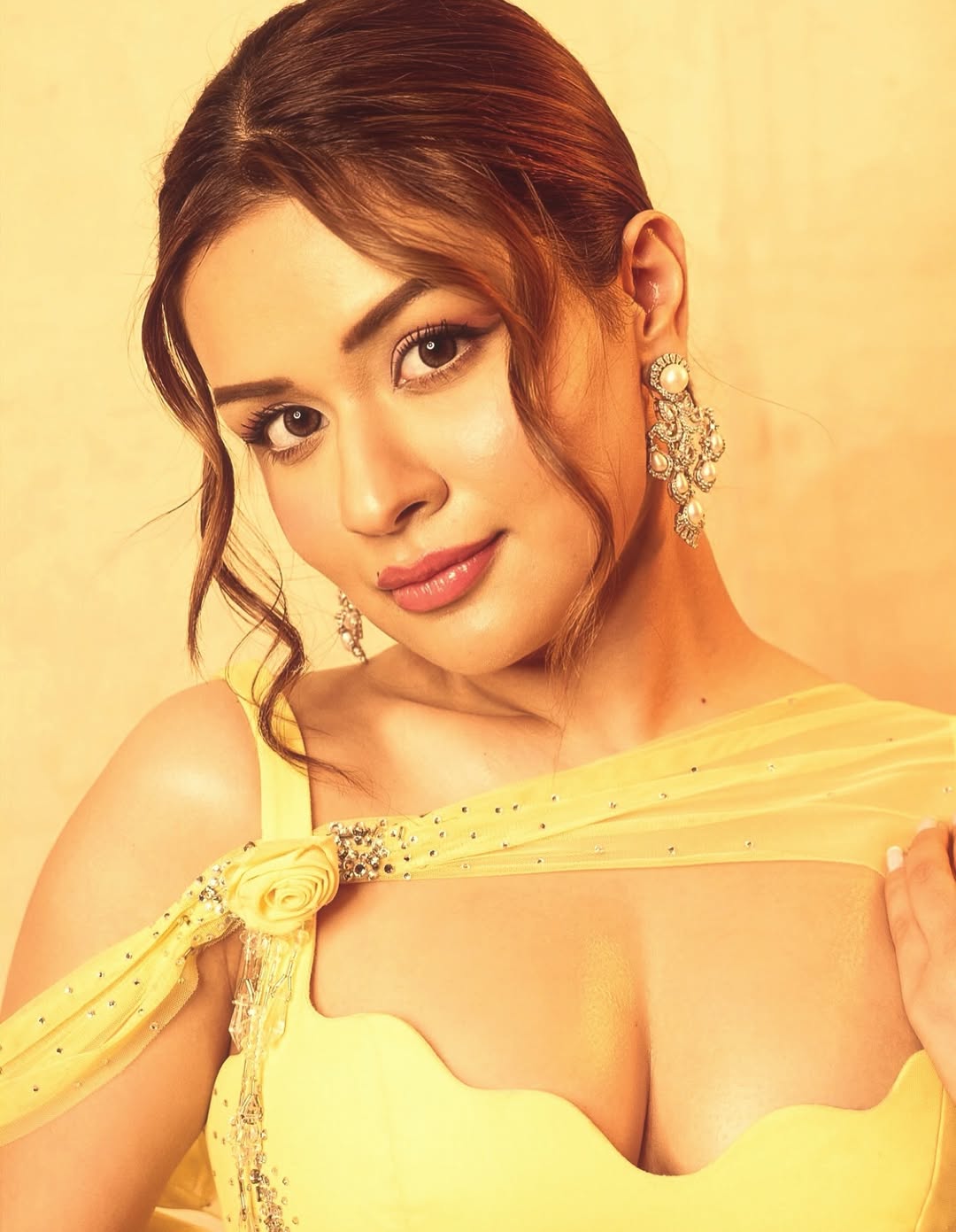 Avneet Kaur in Mohar Fine Jewellery gallery image 3